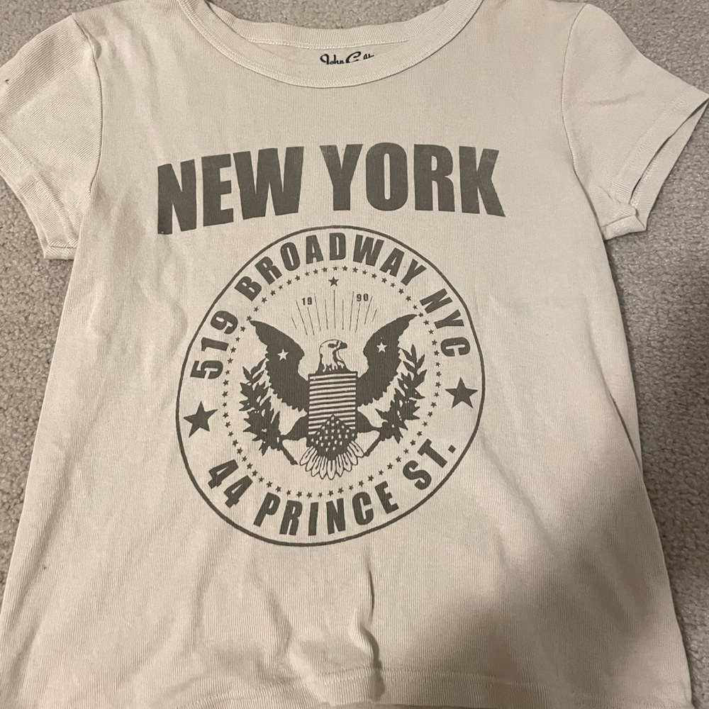 brandy melville New York t shirt